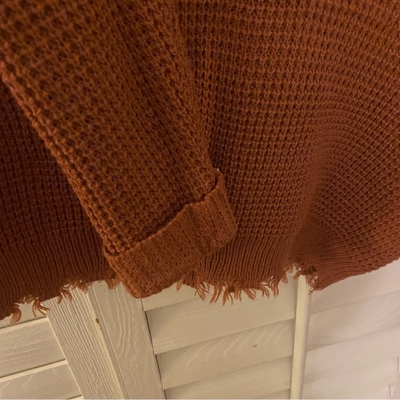 Burnt orange sweater - Picture 2 of 4